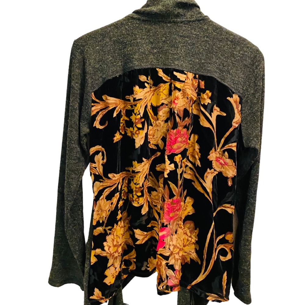 MYSTREE Gray Open Cardigan with Orange Floral Burnout Back Panel - Picture 2 of 7